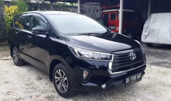 Bali Private Luxury  Car Charter with Friendly Driver - Image 5