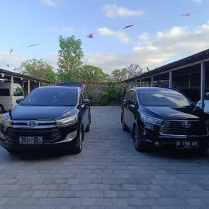 Bali Private Luxury  Car Charter with Friendly Driver