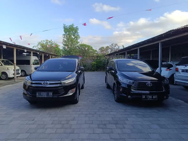 Bali Private Luxury  Car Charter with Friendly Driver