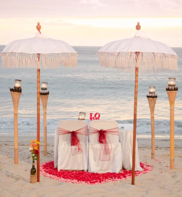 Bali Romantic Seafood Dinner with Decor at Jimbaran Bay
